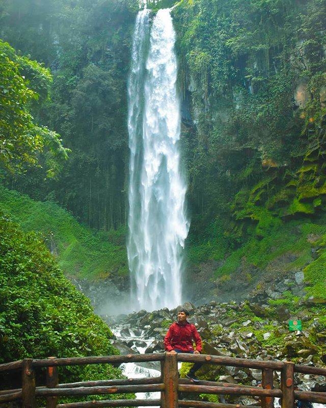 Wisata Alam Tawangmangu Grojogan Sewu